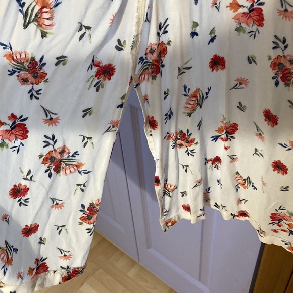 Time and Tru Cover Up - Picture 3 of 5